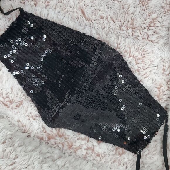 Face Mask - Picture 5 of 16